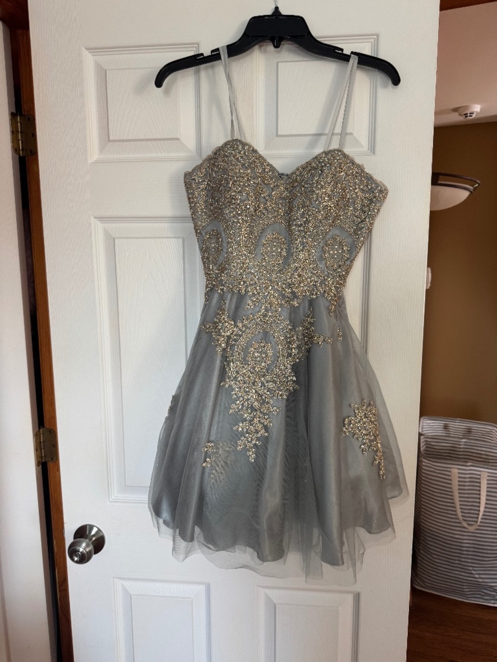 Blondie Nites Silver Gray Metallic Lace Corset Tulle Homecoming Dress Size 7